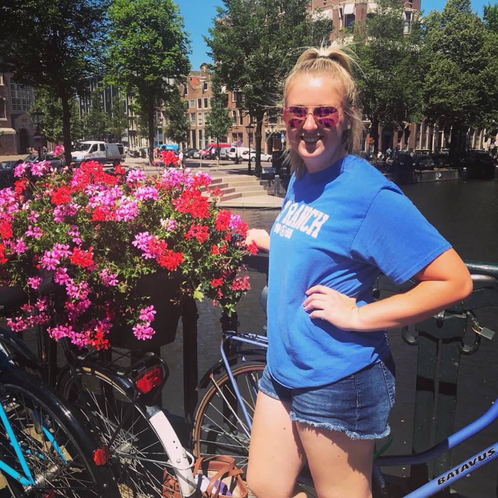 Meet your Posher, Darby